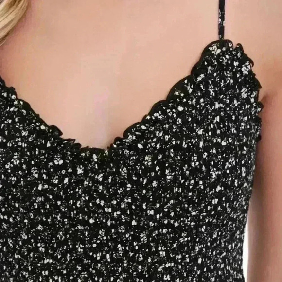 Forever 21 Floral Print Mini Dress - Picture 4 of 5